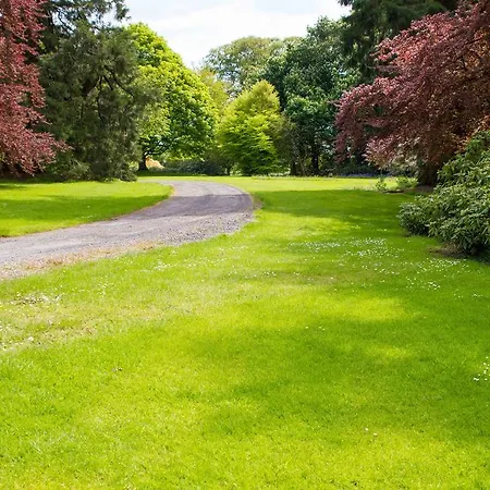 Inn Hartforth Hall